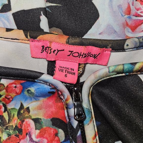 Betsey Johnson Floral Zip Up Dress - Picture 4 of 6